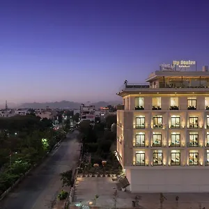 3* Hotel 7 Rays